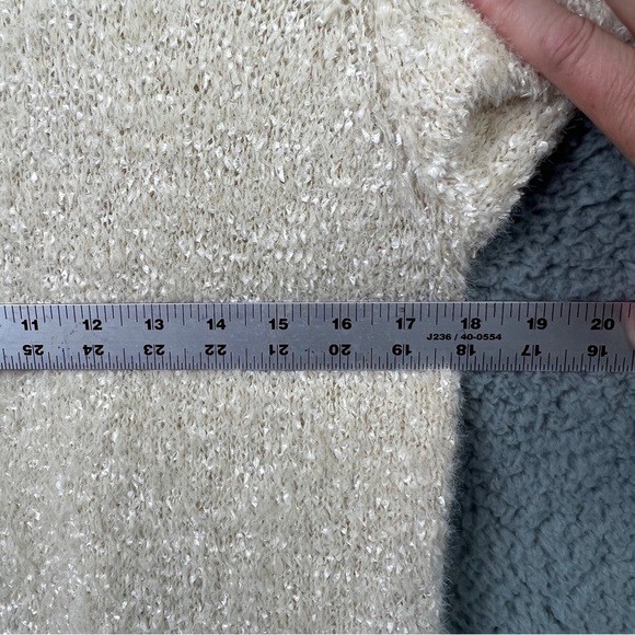 Chico's Cowl Pullover Sweater Cream with Gold Metallic Threading Size Large - Picture 6 of 8